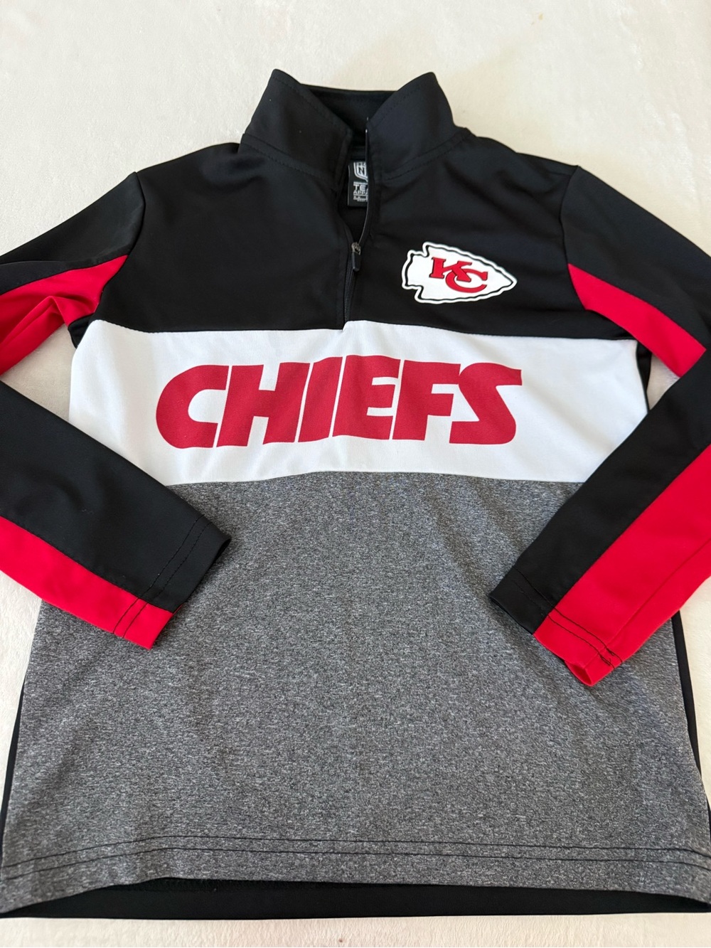 Kansas City Chiefs colorblock half-zip sweatshirt Youth Size 8